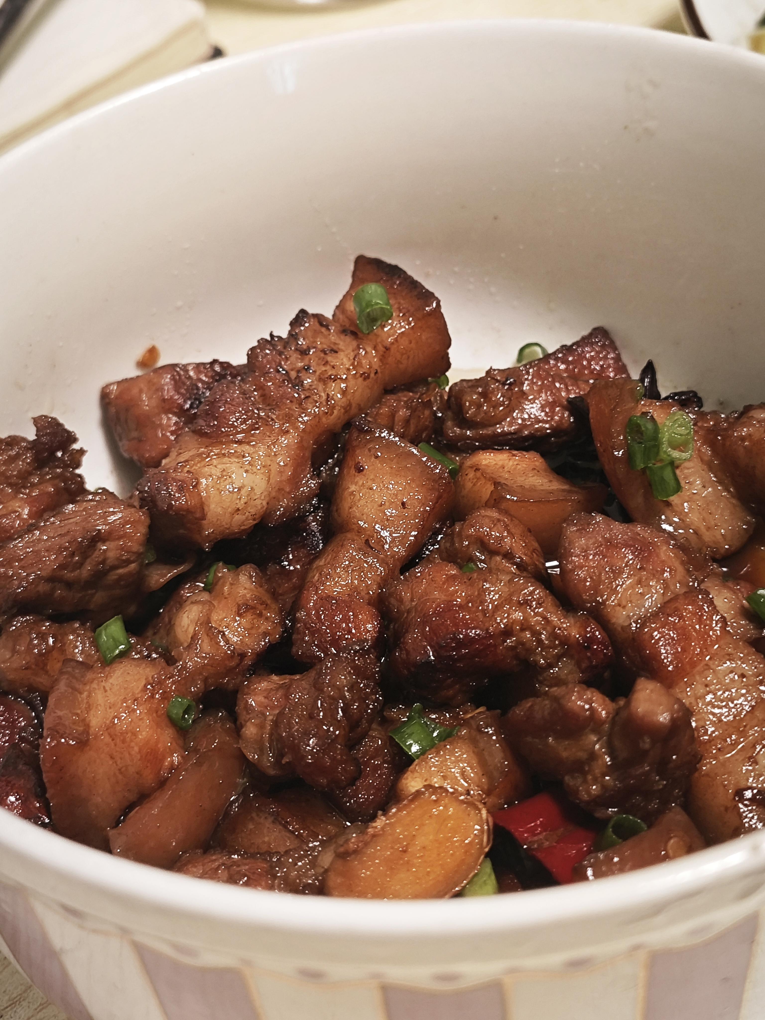 云服务器 vs 托管服务器：哪个才是你业务的最佳选择？